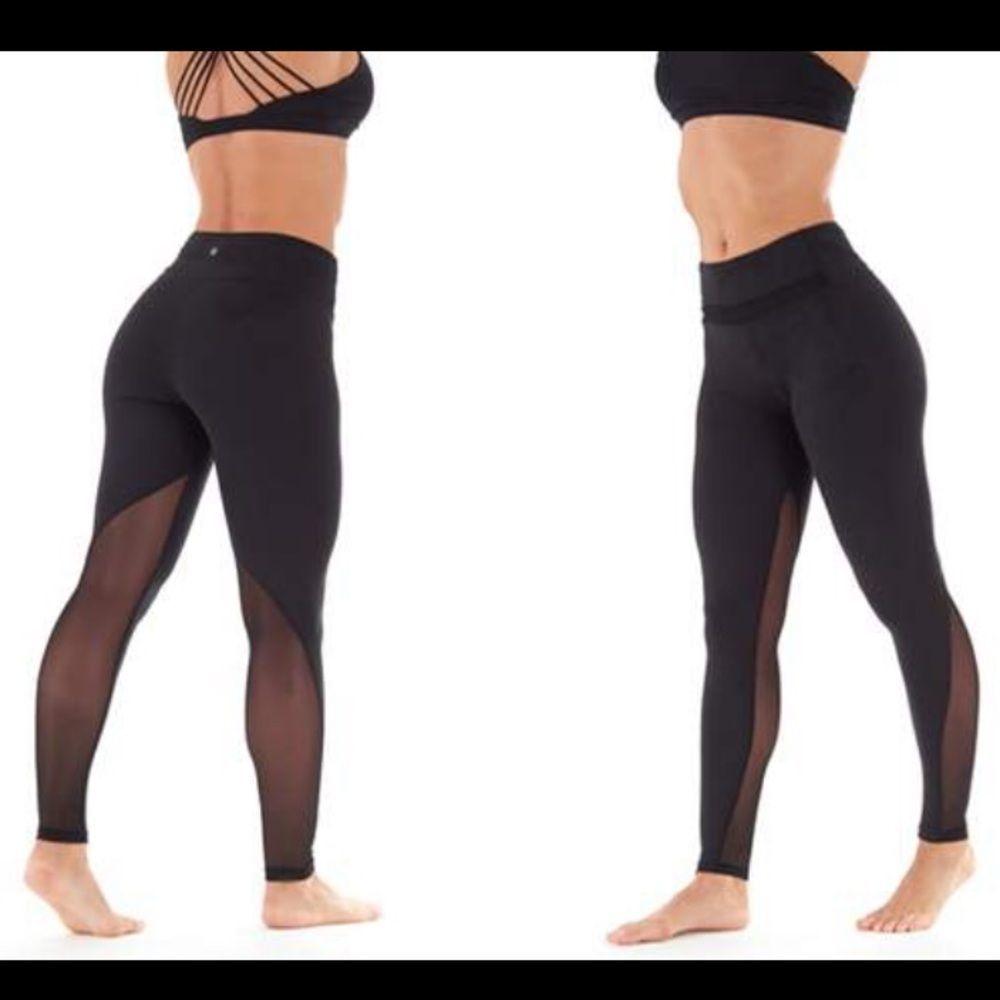NEW Bally Fitness Women’s Mesh Insert Jolt Leggings